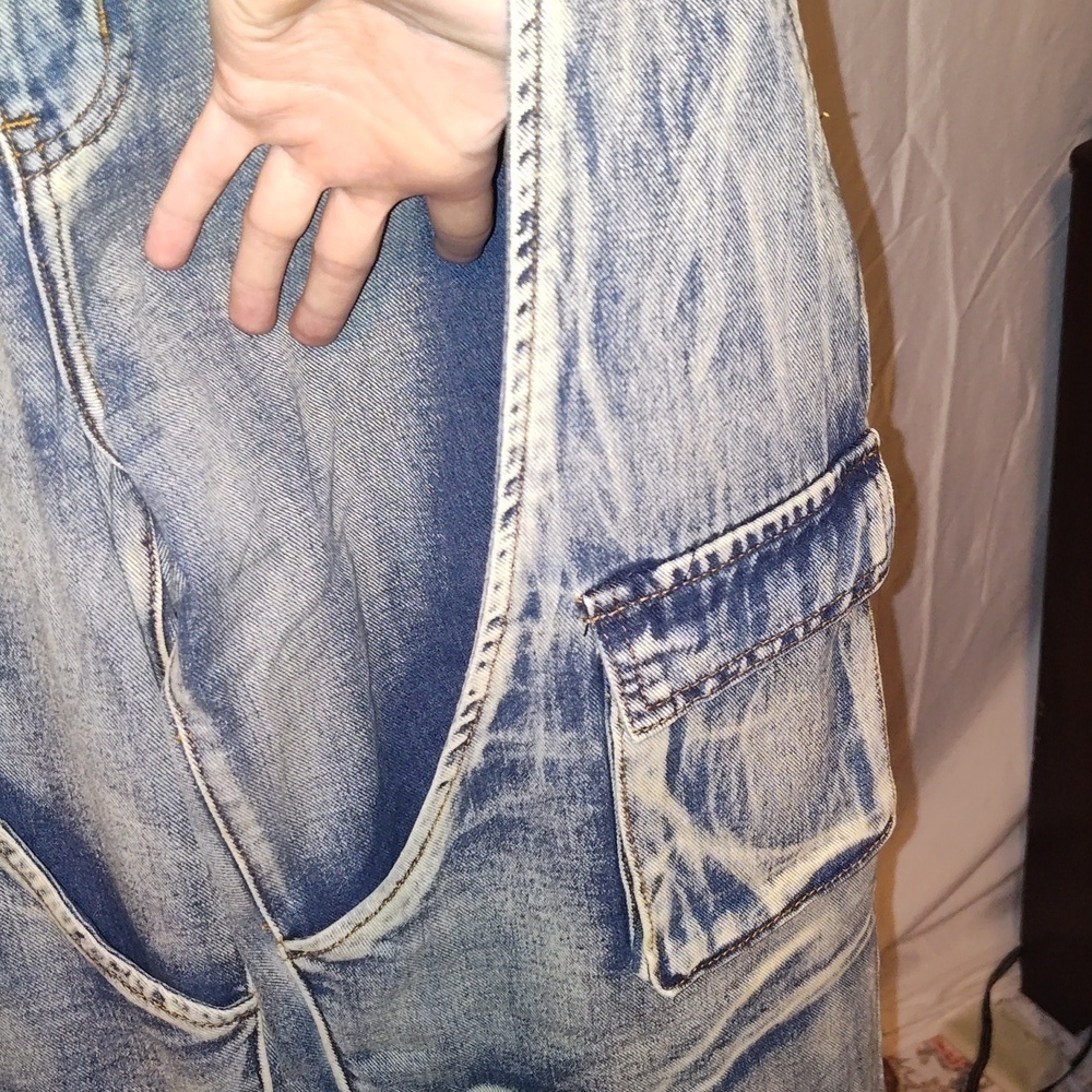 Fashion Nova Women's Size 7 Making It Work Tinted Cargo Jeans - Picture 5 of 13